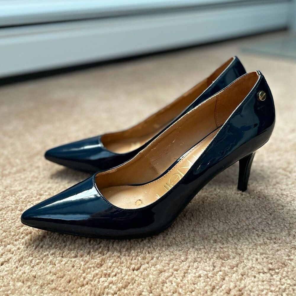 Calvin Klein Gayle Navy Blue Patent Leather Pointed Toe Pumps Heels Size 8*